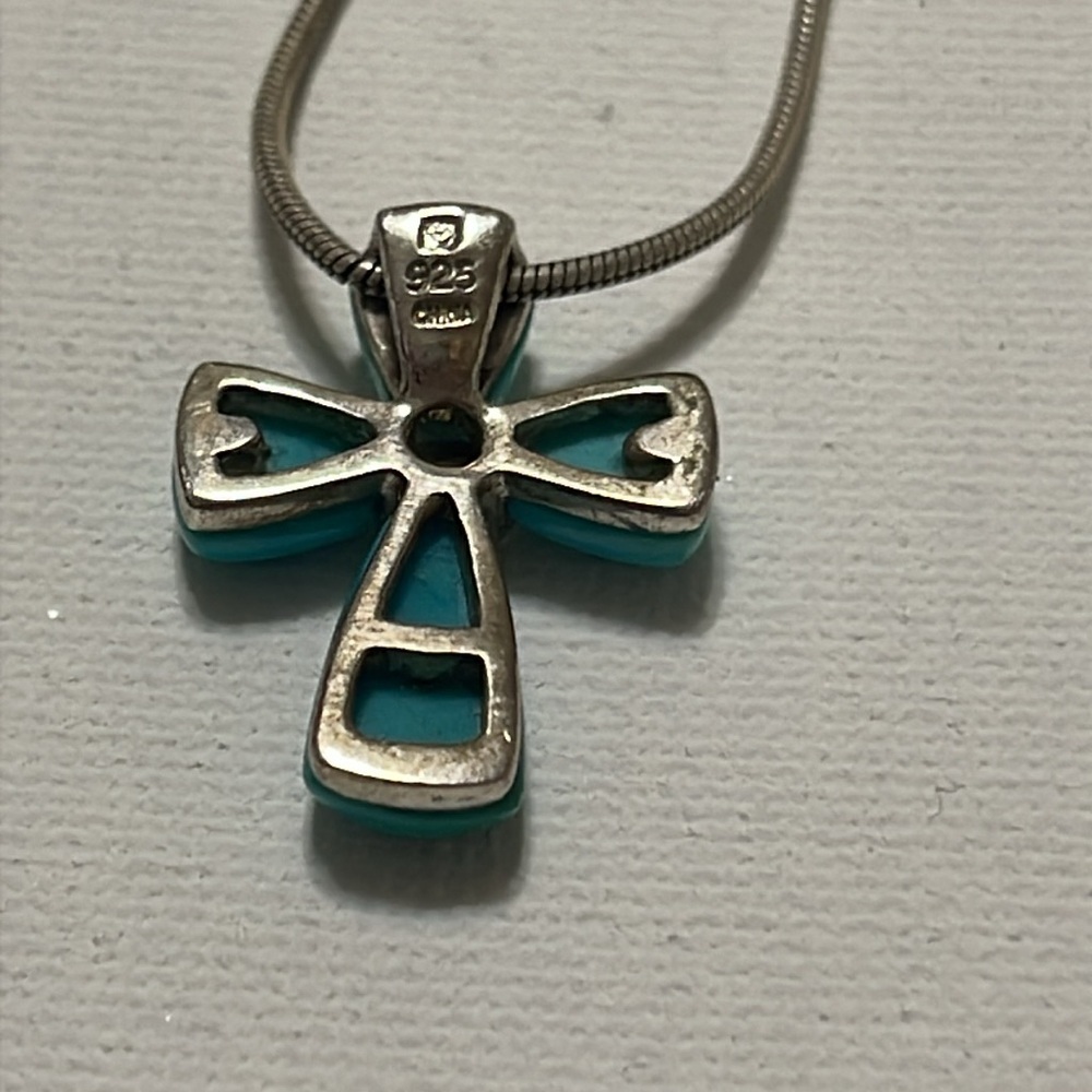 Sterling Silver 925 Turquoise Cross Necklace size 18’ chain - Picture 15 of 17